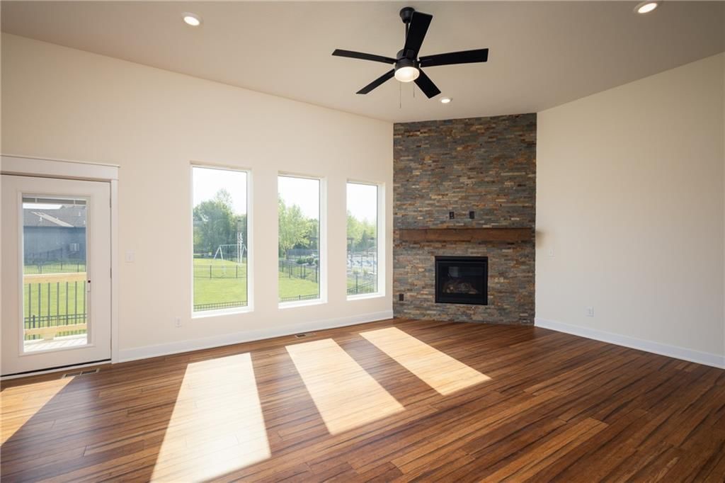 2211 Prairie Creek Drive — photo 12