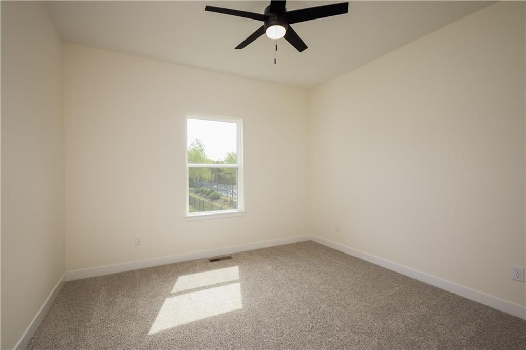 2211 Prairie Creek Drive — photo 31