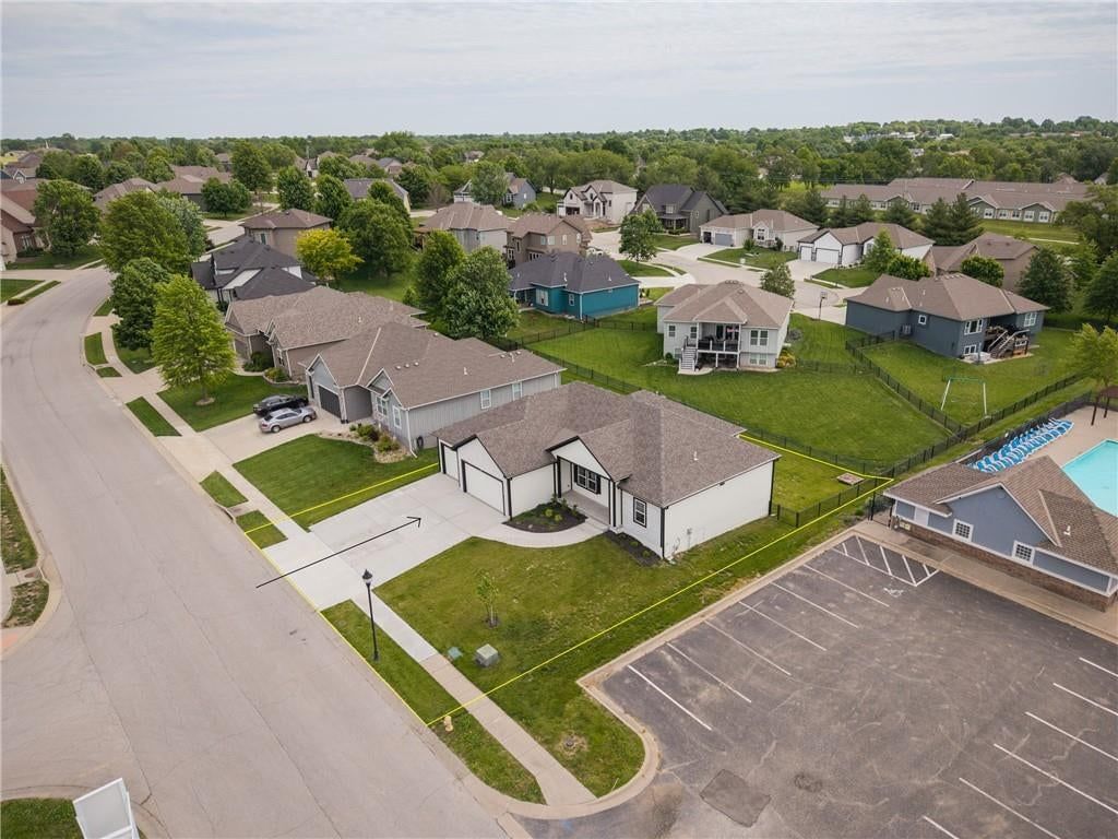 Photo 49 of 53 - 2211 Prairie Creek Drive, Kearney, MO 64060