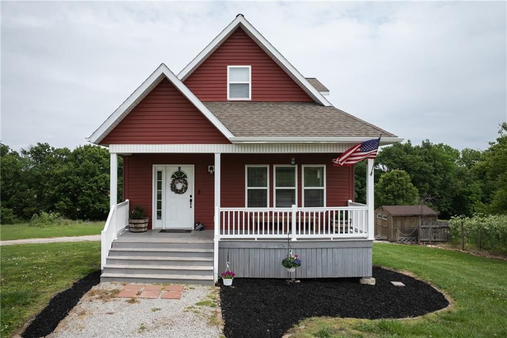 19015 White Oak Lane, Green Ridge, MO