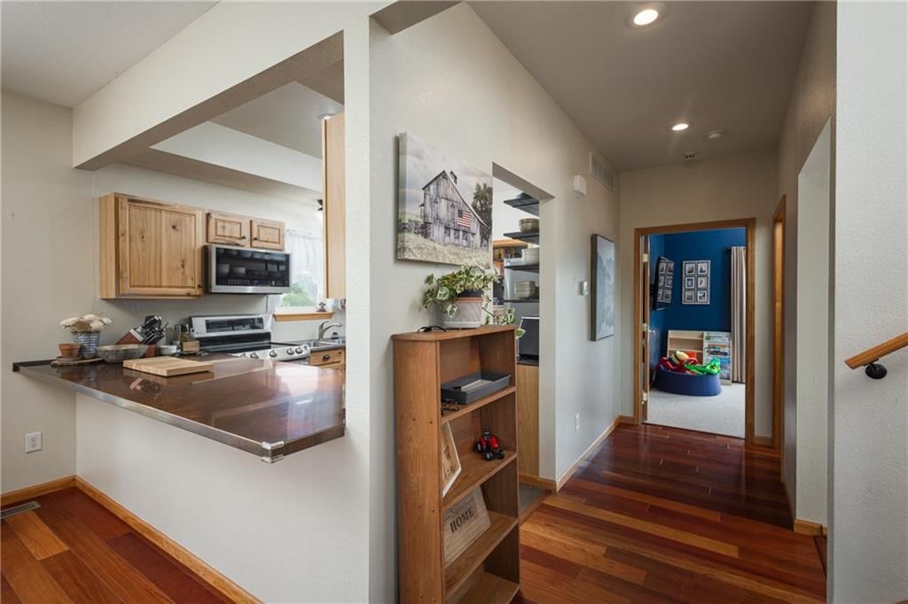 19015 White Oak Lane — photo 11