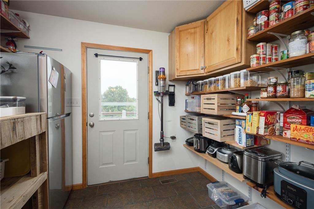 19015 White Oak Lane — photo 17