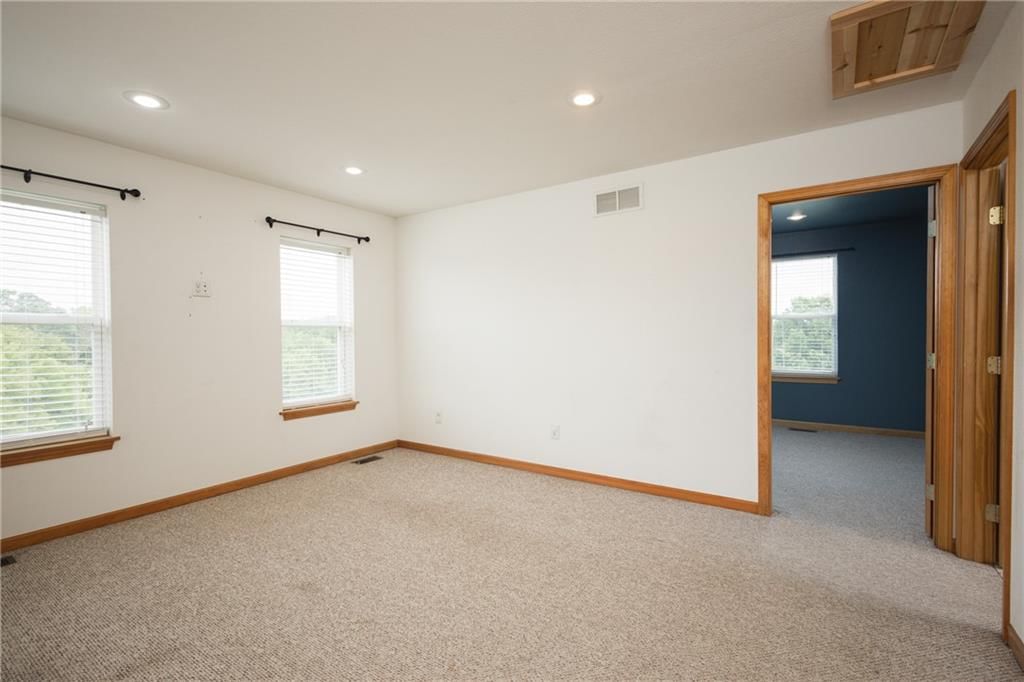 19015 White Oak Lane — photo 23