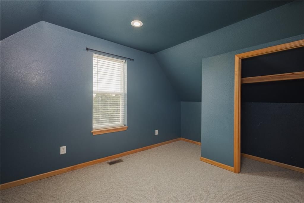 19015 White Oak Lane — photo 25