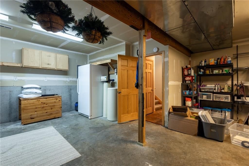 19015 White Oak Lane — photo 31