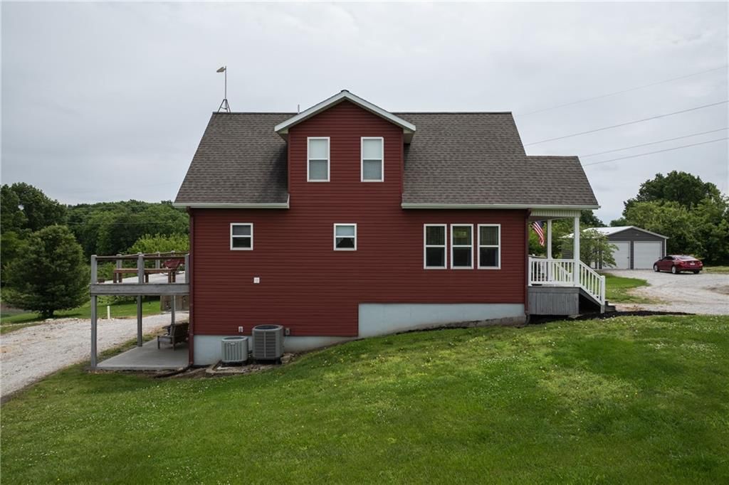 19015 White Oak Lane — photo 36