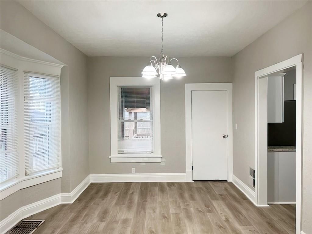 216 Askew Avenue — photo 6
