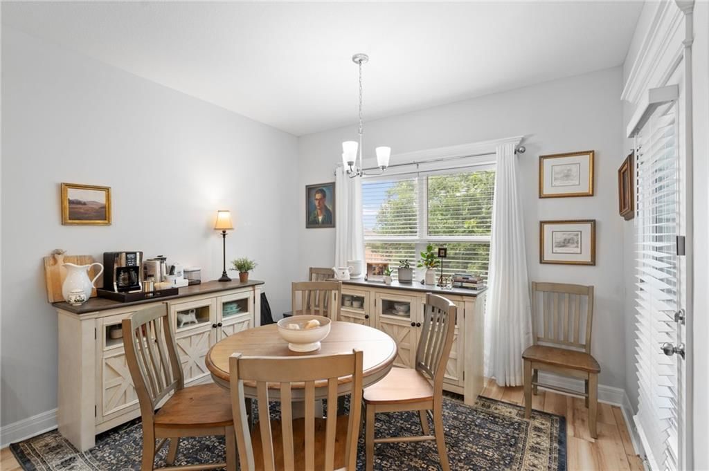 605 SE Colonial Drive — photo 12