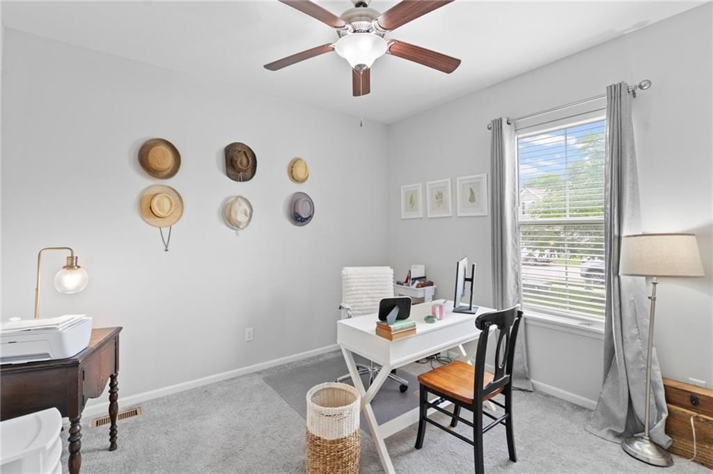 605 SE Colonial Drive — photo 14