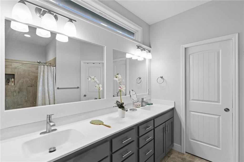 605 SE Colonial Drive — photo 19
