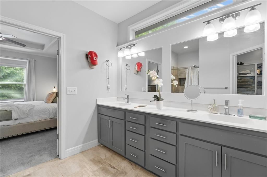 605 SE Colonial Drive — photo 21