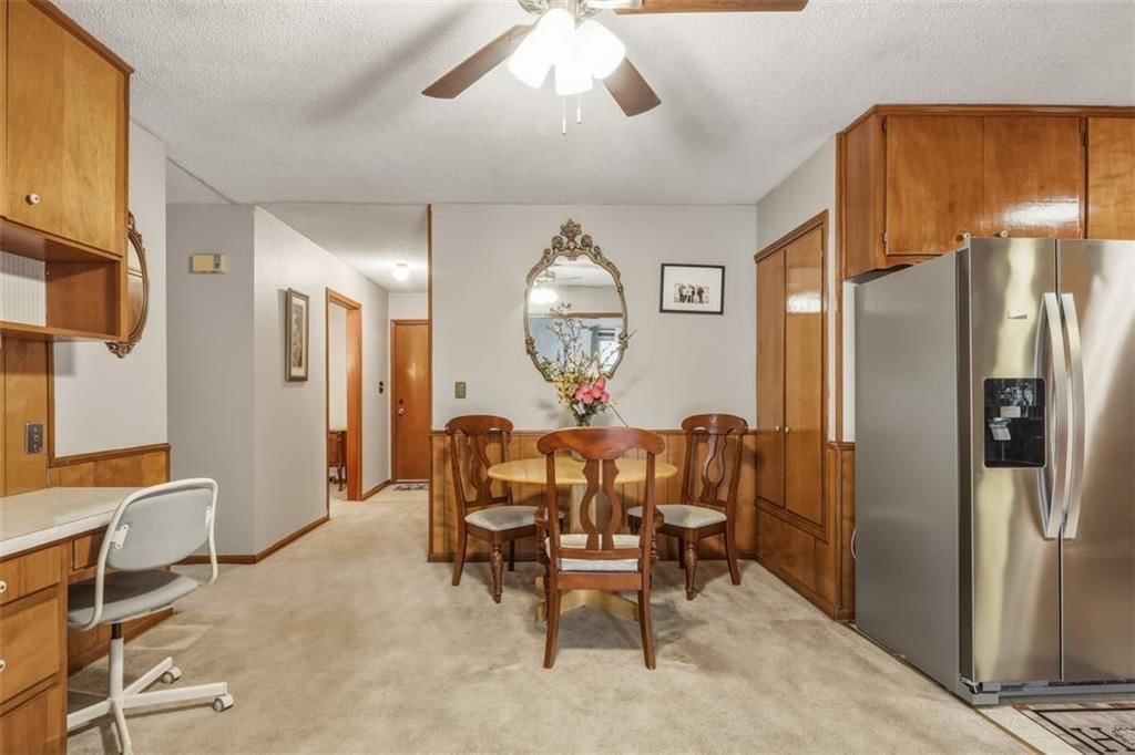 Photo 8 of 26 - 5909 N Broadway Street, Gladstone, MO 64118