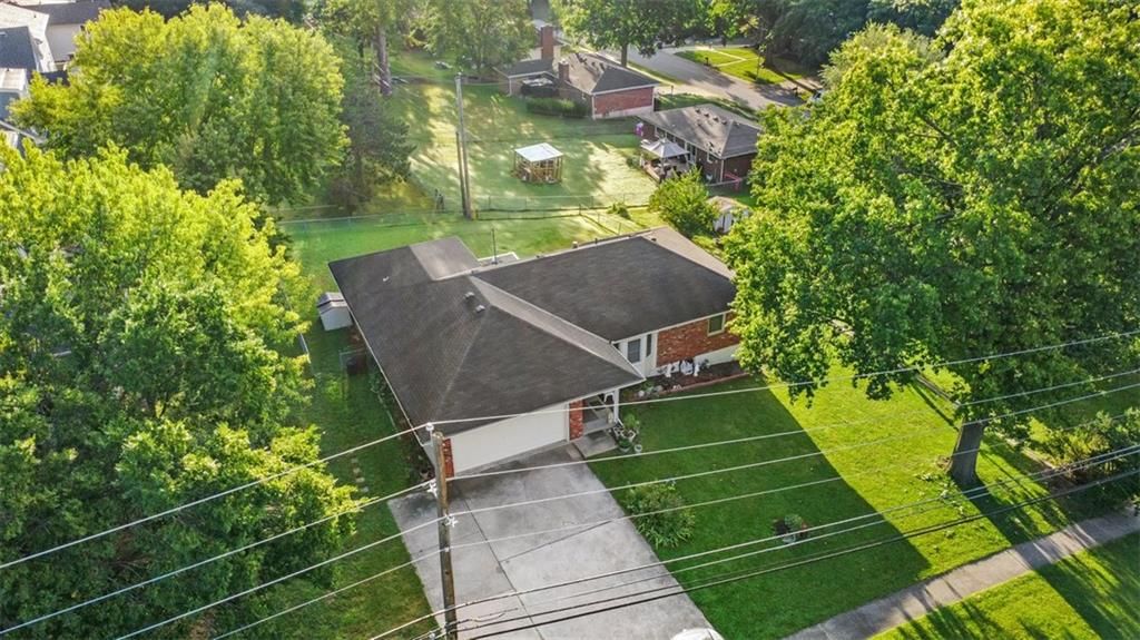 Photo 25 of 26 - 5909 N Broadway Street, Gladstone, MO 64118