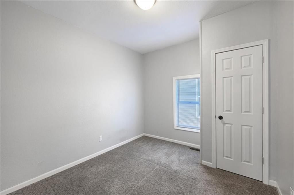 619 Kiowa Street — photo 10