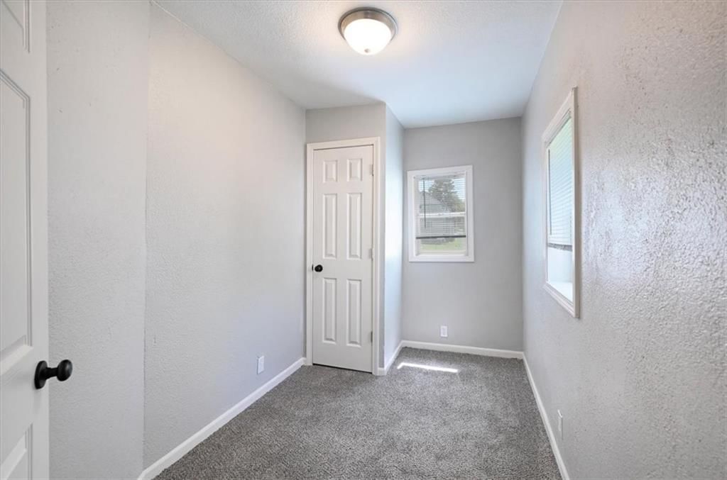 619 Kiowa Street — photo 12