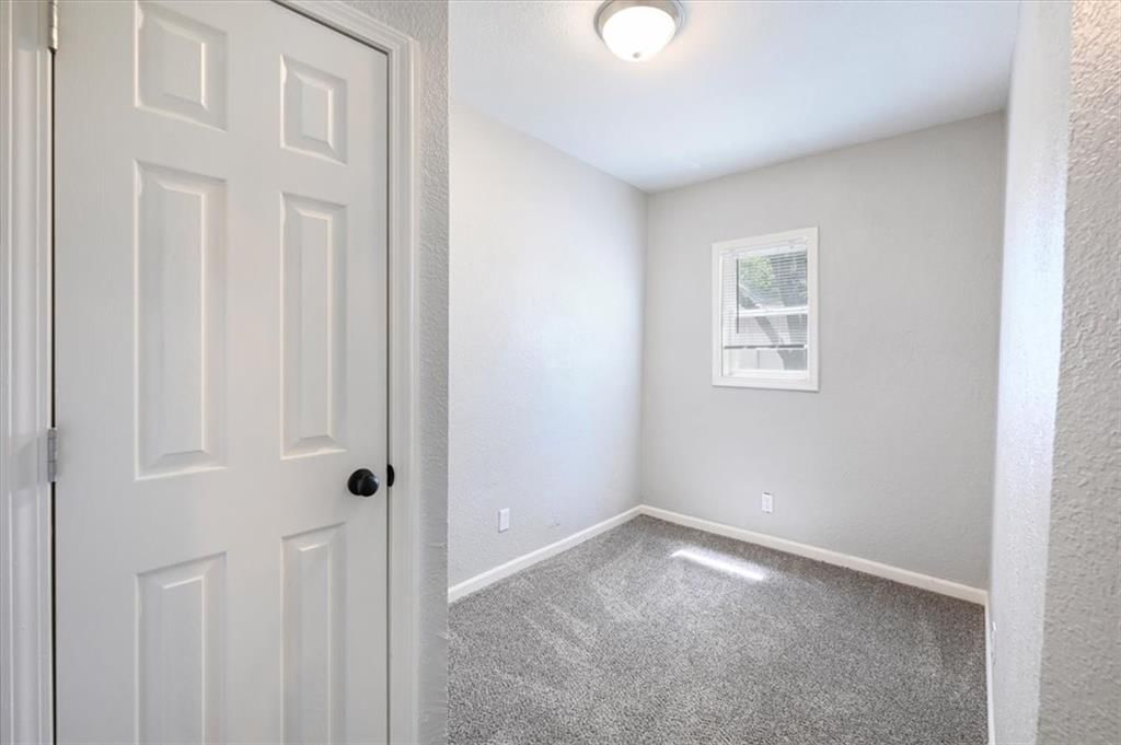 619 Kiowa Street — photo 14