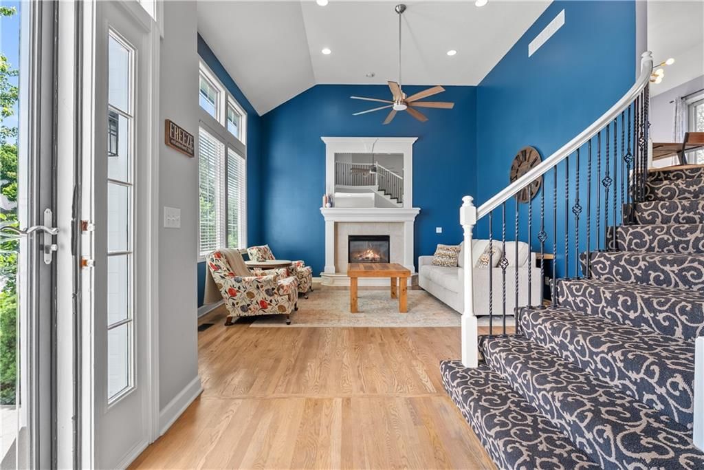 1114 Crimson Lane — photo 4