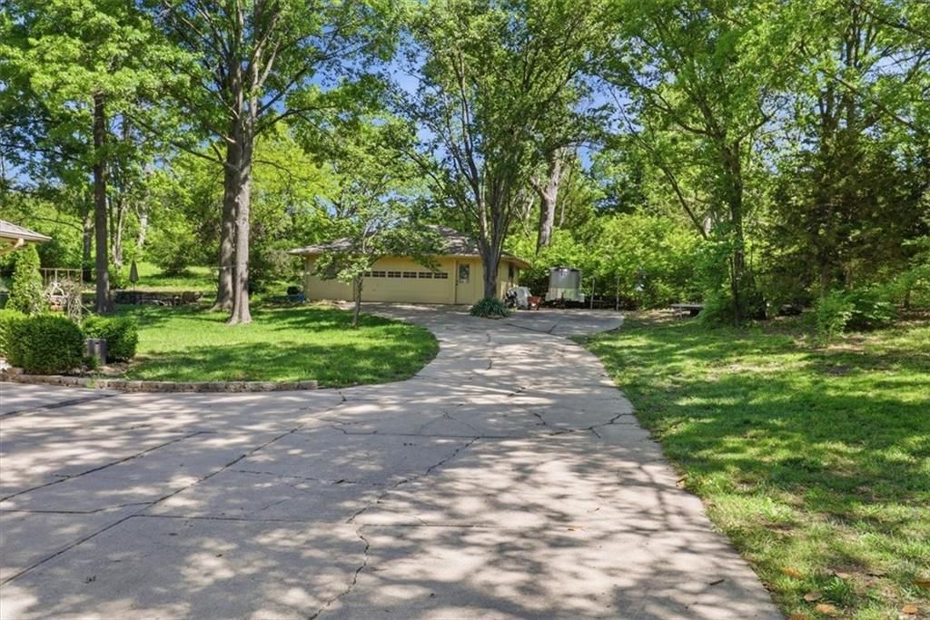 3200 Robinson Pike Road — photo 11