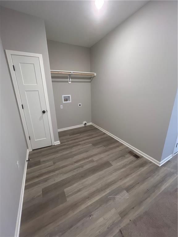 1600 Cottonwood Creek Avenue — photo 4