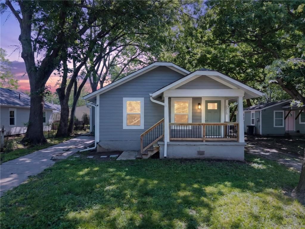 2715 S 37th Street — photo 2