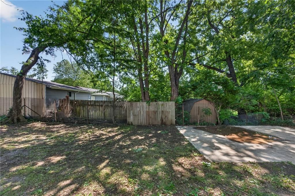 2715 S 37th Street — photo 30