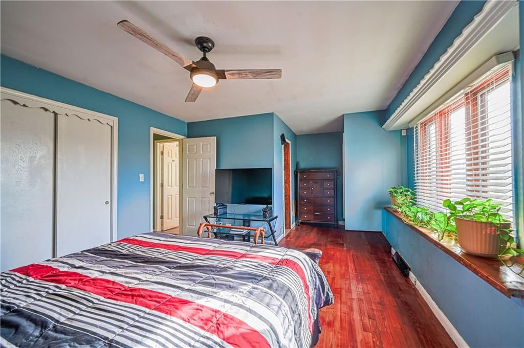 8200 Wood Avenue — photo 14