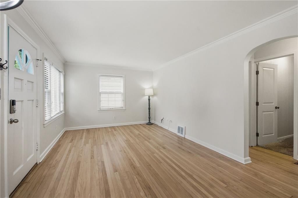 5239 Outlook Street — photo 4