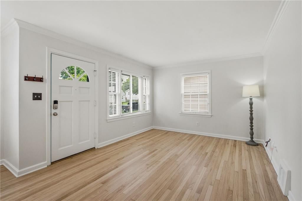5239 Outlook Street — photo 5