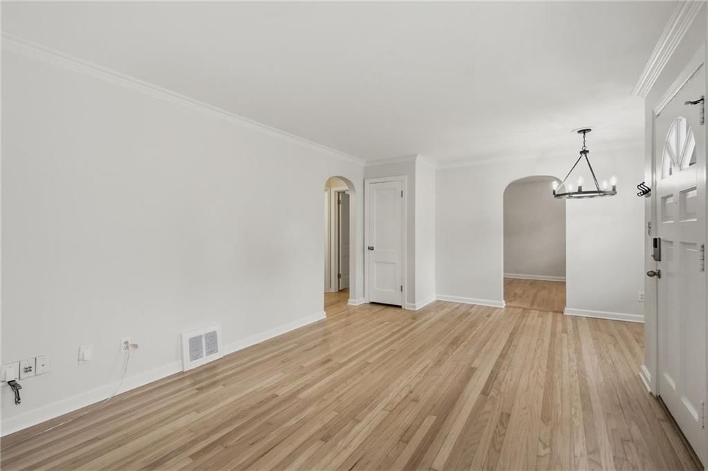 5239 Outlook Street — photo 7