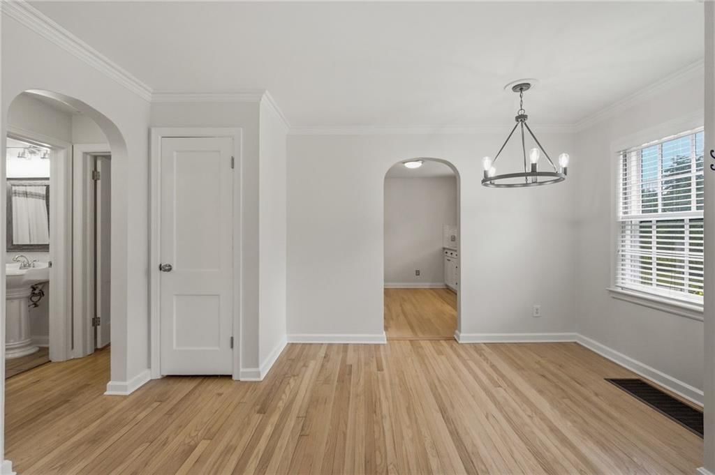 5239 Outlook Street — photo 8
