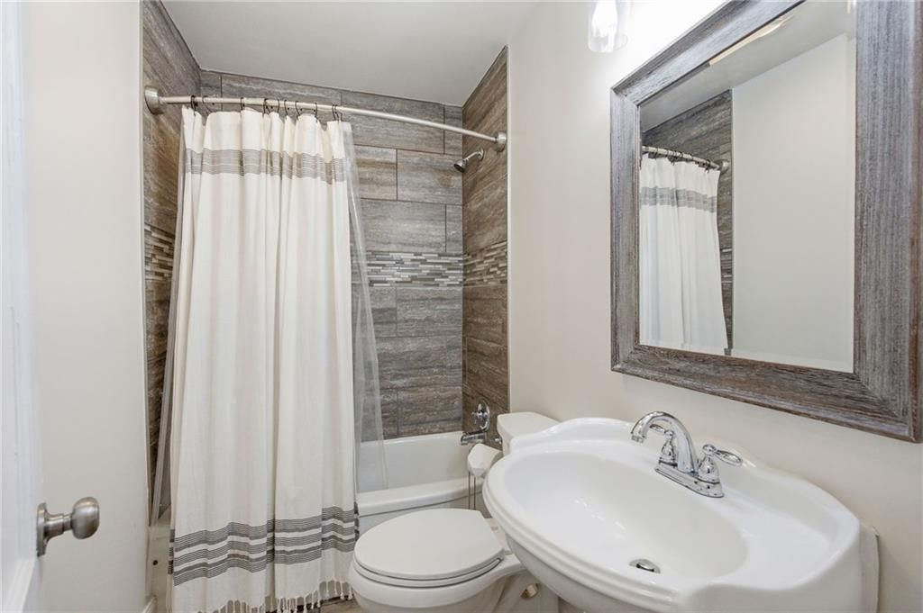 5239 Outlook Street — photo 16