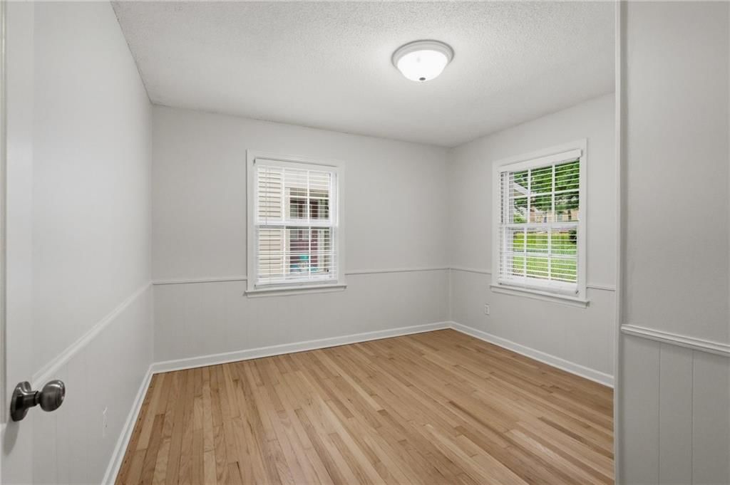 5239 Outlook Street — photo 18