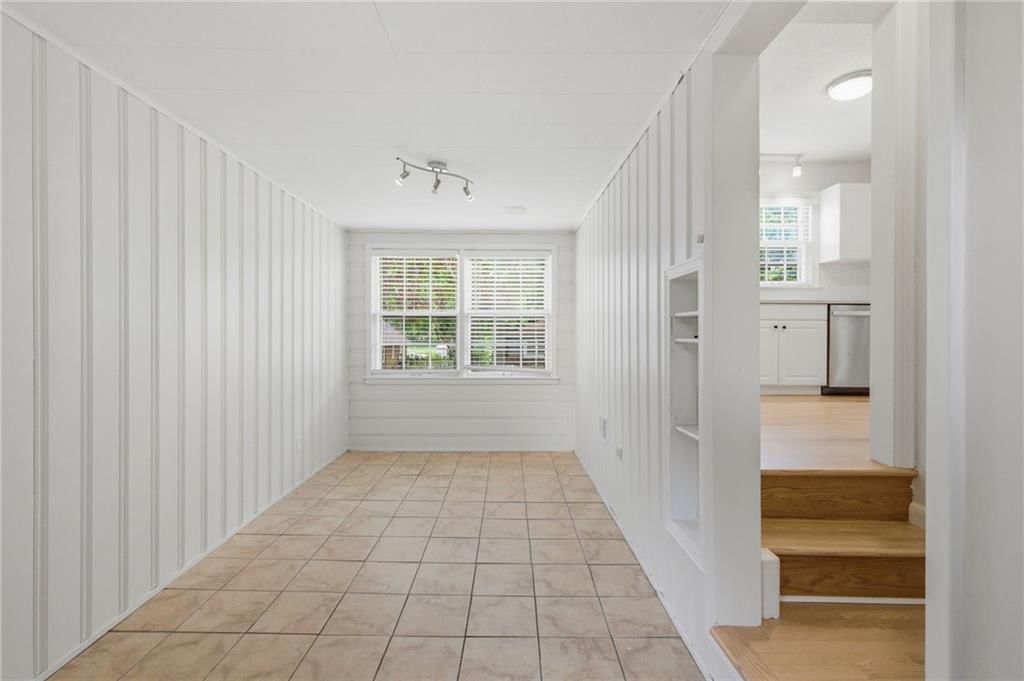 5239 Outlook Street — photo 22