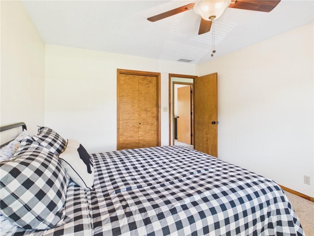 21 Golfview Drive — photo 36