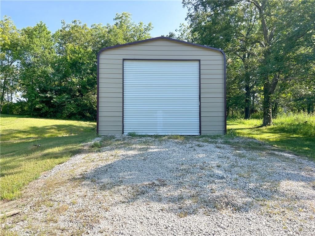 262 W Sugar Lake Drive — photo 2