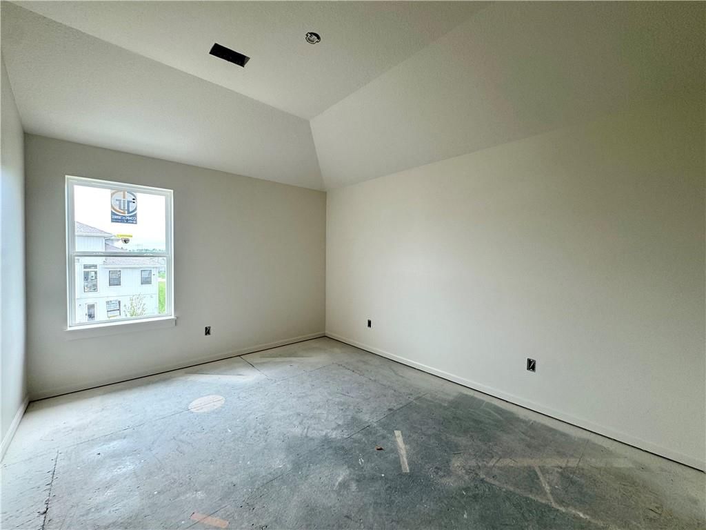 7711 NE 103rd Terrace — photo 39