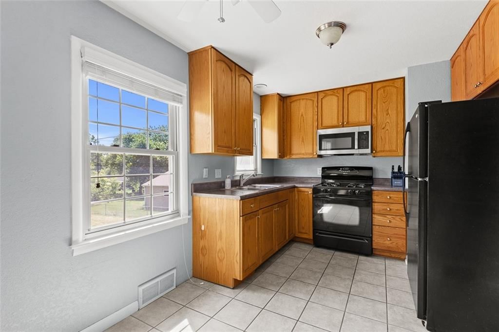 5521 Barton Lane — photo 11