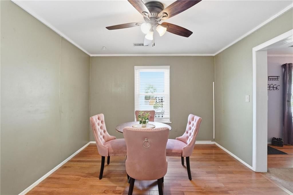 609 E Bristol Lane — photo 13
