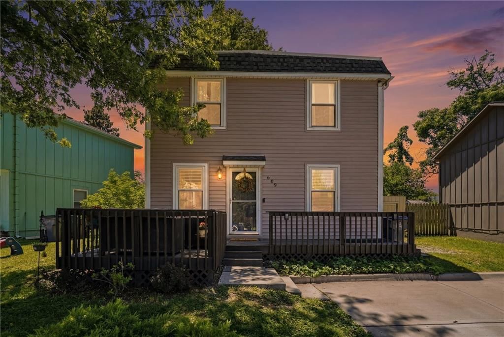 609 E Bristol Lane — photo 36