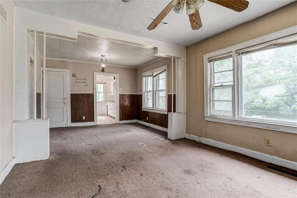 7907 Chestnut Avenue — photo 10