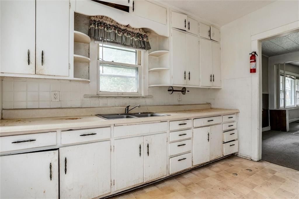 7907 Chestnut Avenue — photo 12