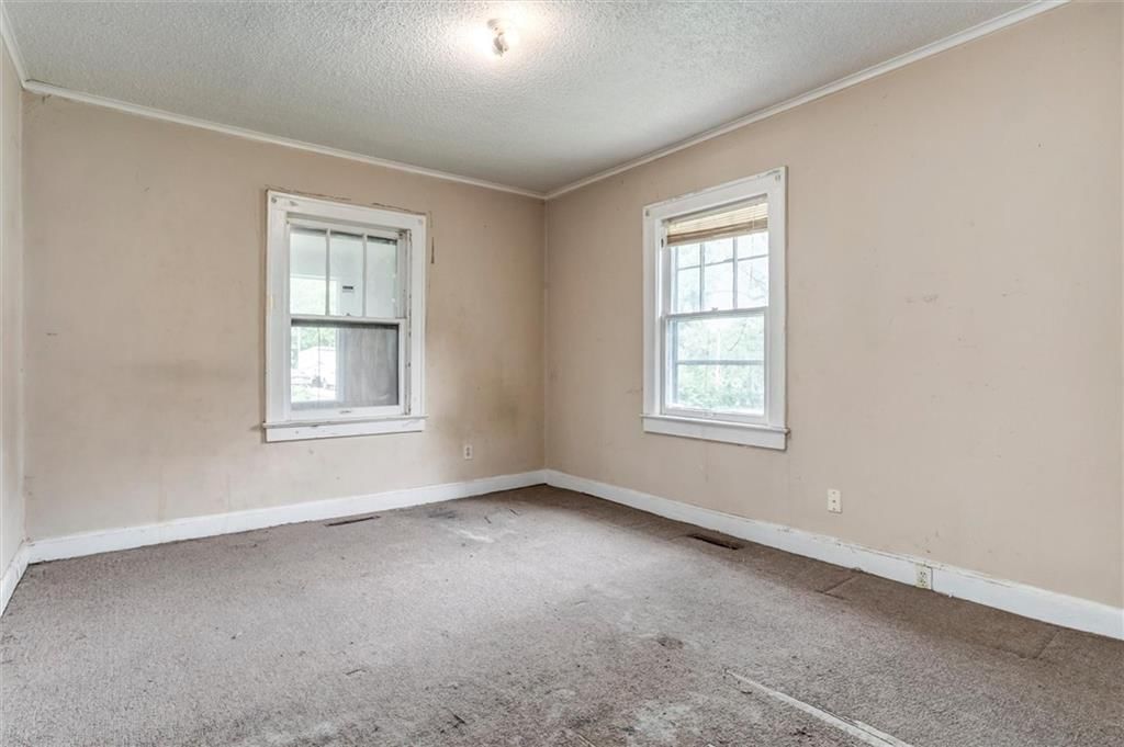 7907 Chestnut Avenue — photo 17