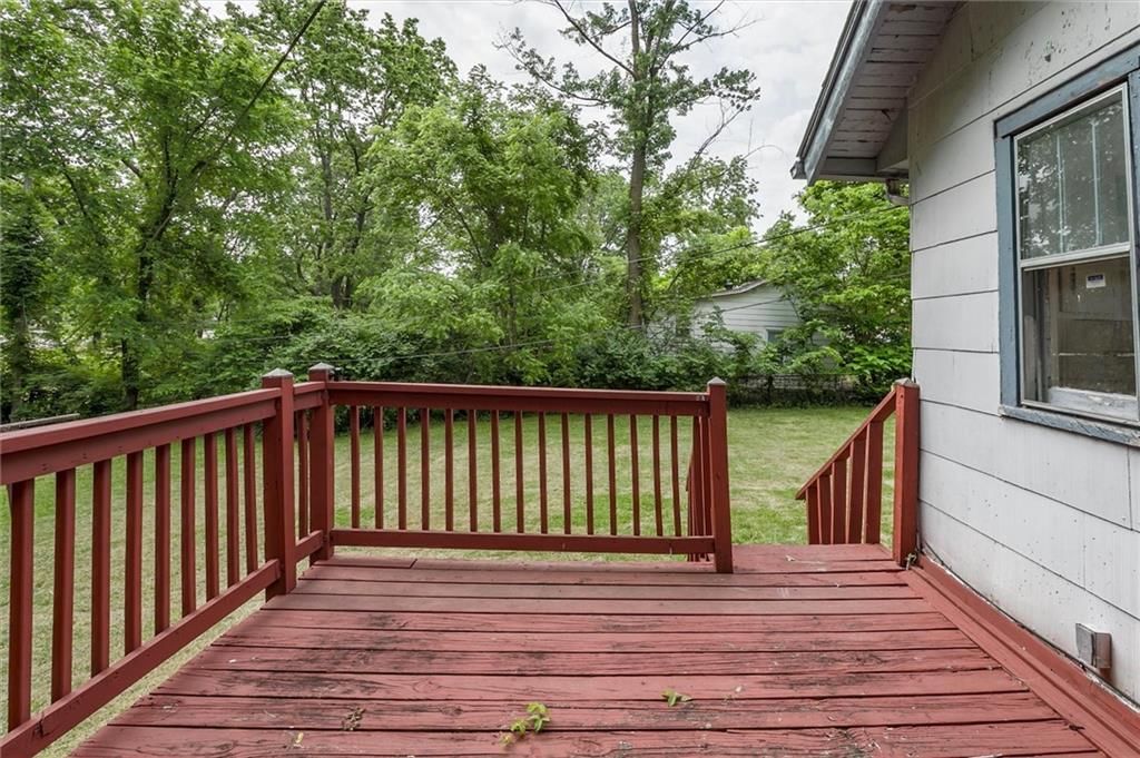 7907 Chestnut Avenue — photo 25