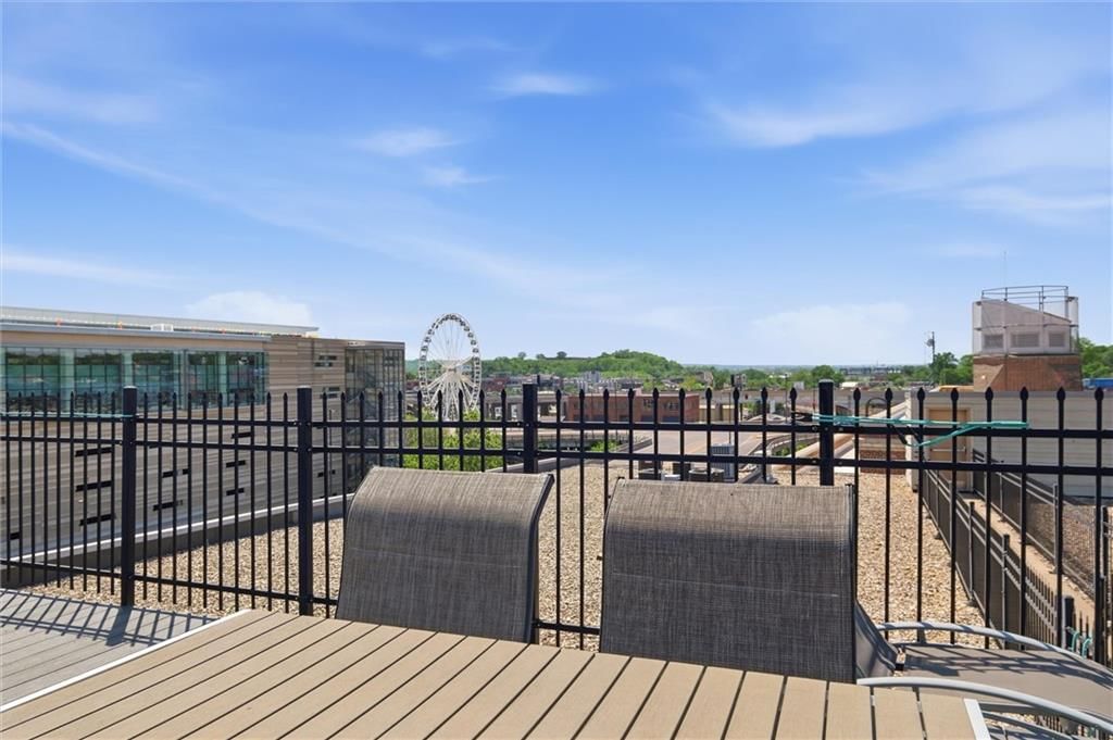 360 W Pershing Road — photo 40