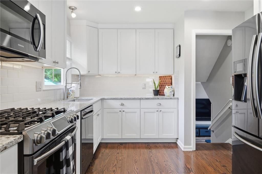 6400 W 73rd Terrace — photo 5