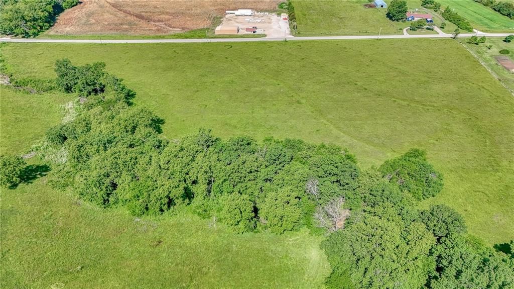 Tract 2 TBD SW State Hwy T Highway — photo 3