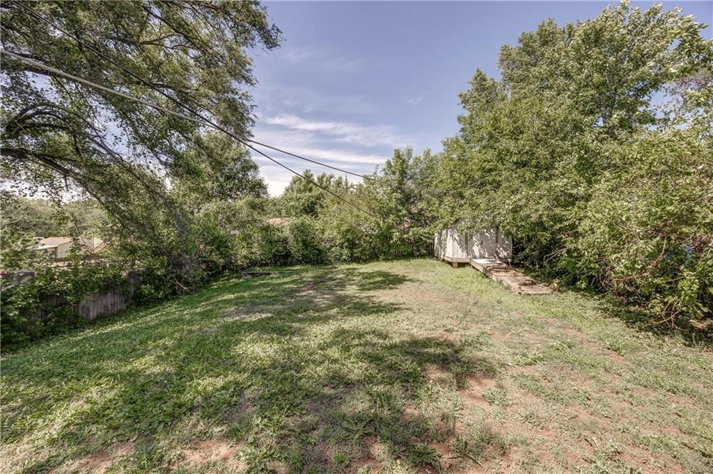 8266 Tauromee Avenue — photo 16