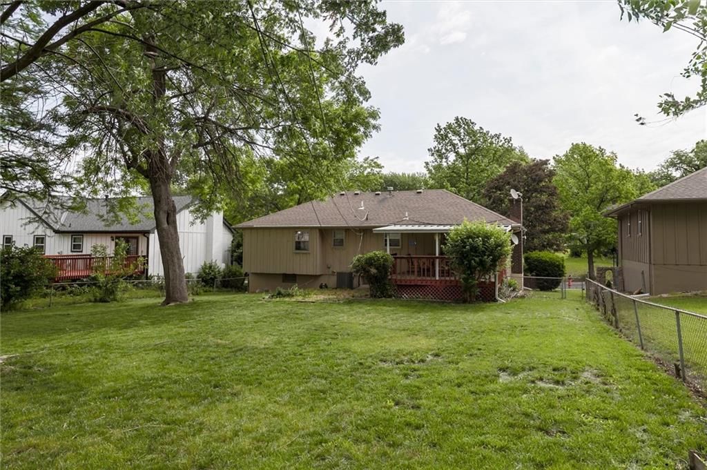 10700 Wenzel Avenue — photo 25