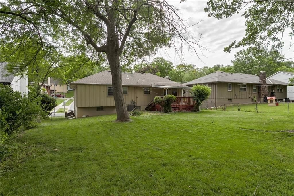 10700 Wenzel Avenue — photo 26