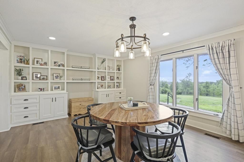 733 Fairway Lane — photo 7